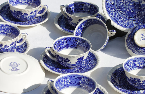 Service de 8 tasses à thé anciennes en faïence de Villeroy & Boch Mettlach modèle Rusticana