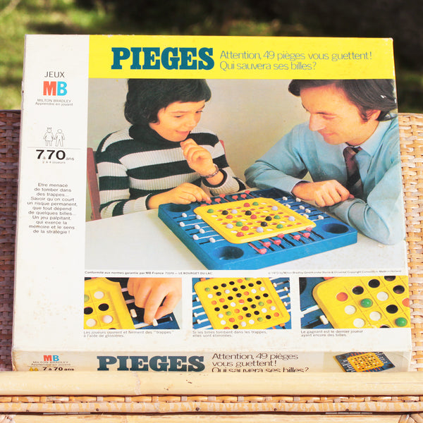 Jeu de société vintage Pièges Jeux MB ( 1972 )