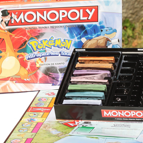 Jeu de société Monopoly version Pokémon édition de Kanto Nintendo / Hasbro ( 2014 )