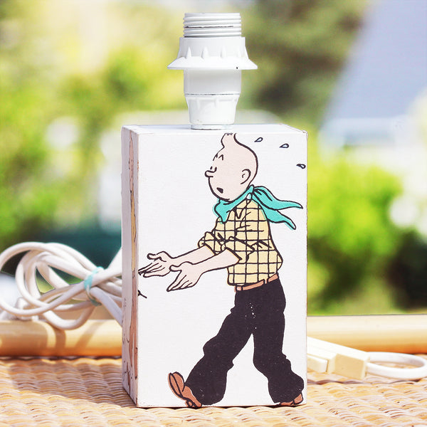 Petit pied de lampe de chevet vintage papier peint Tintin