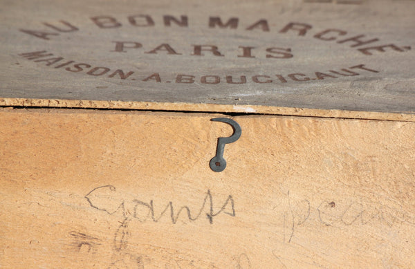 Ancienne boîte publicitaire en bois " Au Bon Marché Paris Maison A. Boucicaut "