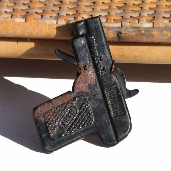 Jouet ancien petit pistolet en tôle JEP modèle BABY à amorce