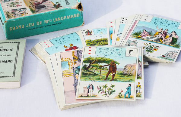 Grand jeu de cartomancie de Melle Lenormand édition de 1976 B.P. Grimaud