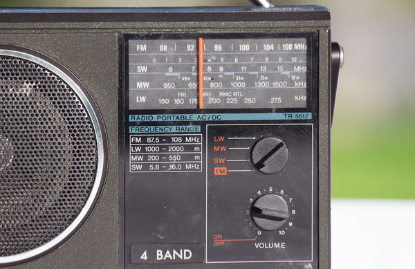 Radio portable Continental Edison Saba modèle TR 5512 vintage de 1984