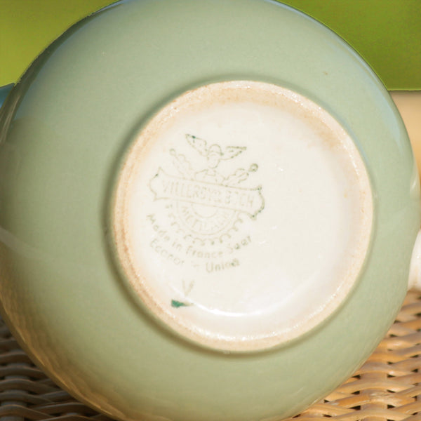 Pot à lait / crémier ancien en faïence de Villeroy & Boch Mettlach vert céladon