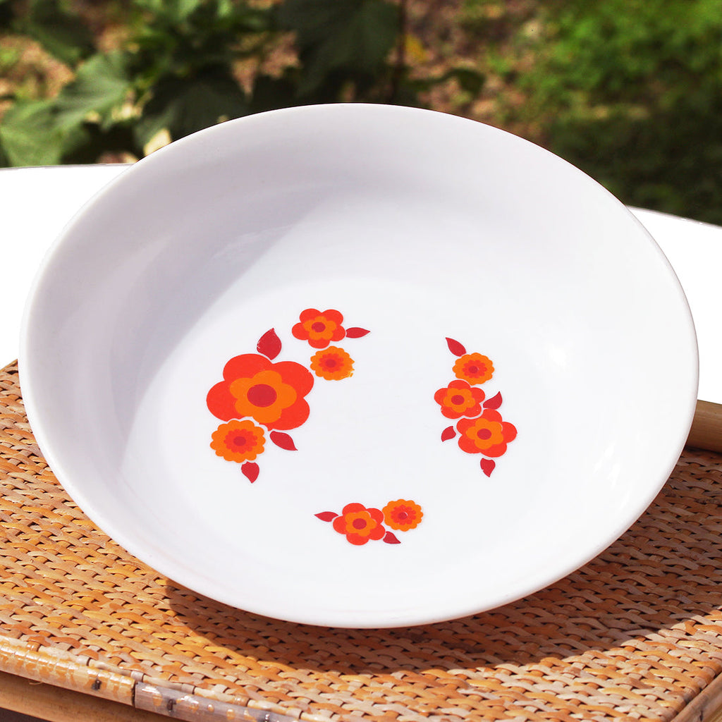 Plat creux modèle flore Arcopal 1970 Plat creux modèle flore Arcopal 1970