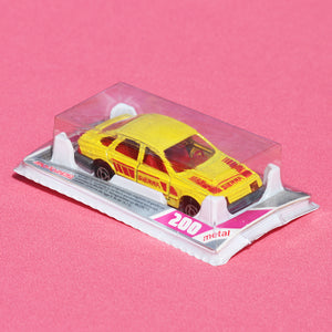 Véhicule miniature 1:58 Majorette 272 Ford Sierra jaune sous blister