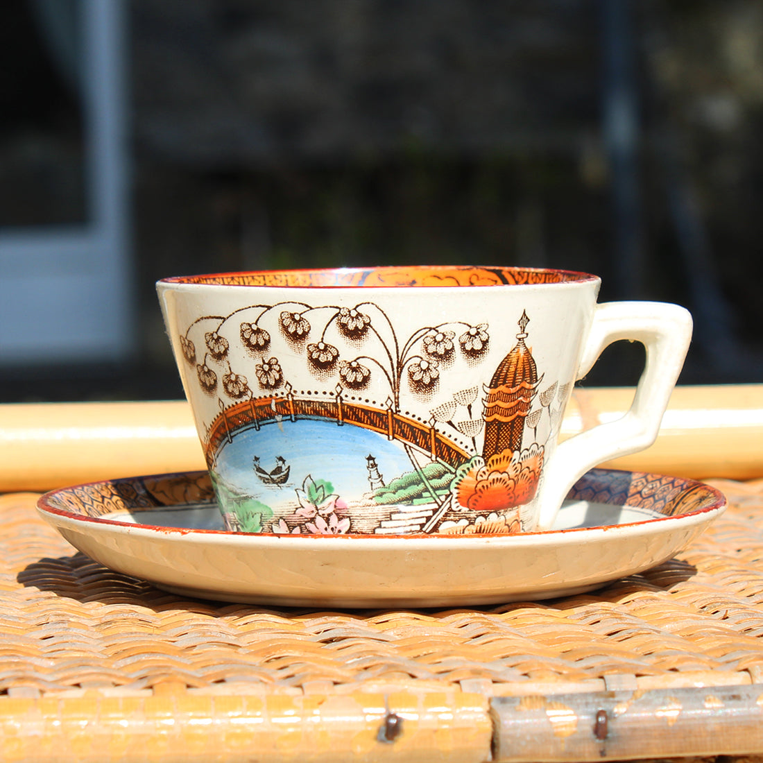 Ancienne tasse à thé + soucoupe en demi porcelaine de Badonviller modèle Tokio