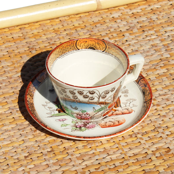 Ancienne tasse à thé + soucoupe en demi porcelaine de Badonviller modèle Tokio