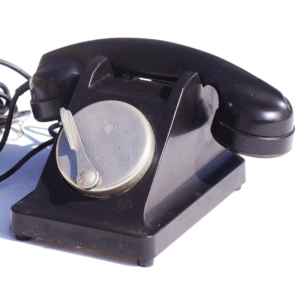 Ancien téléphone U43 PTT France en bakélite noir avec cadran à magnéto 1960