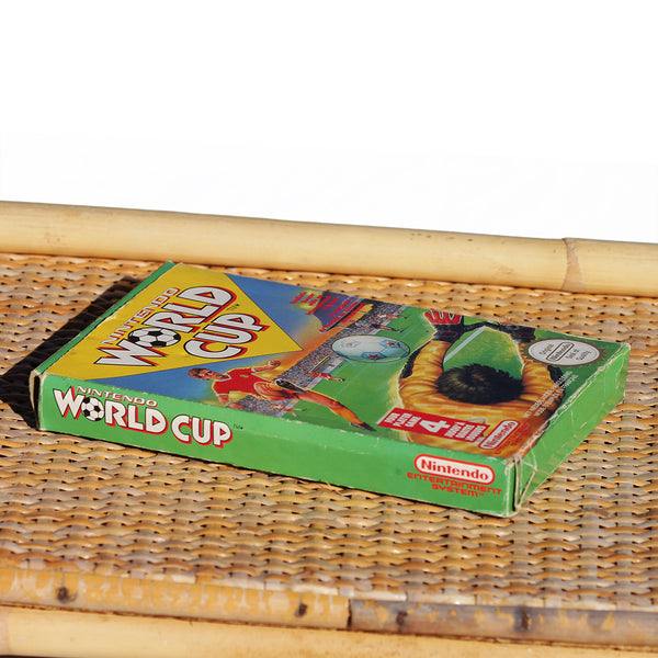 Jeu vidéo cartouche Nintendo NES World Cup en boîte (1990)