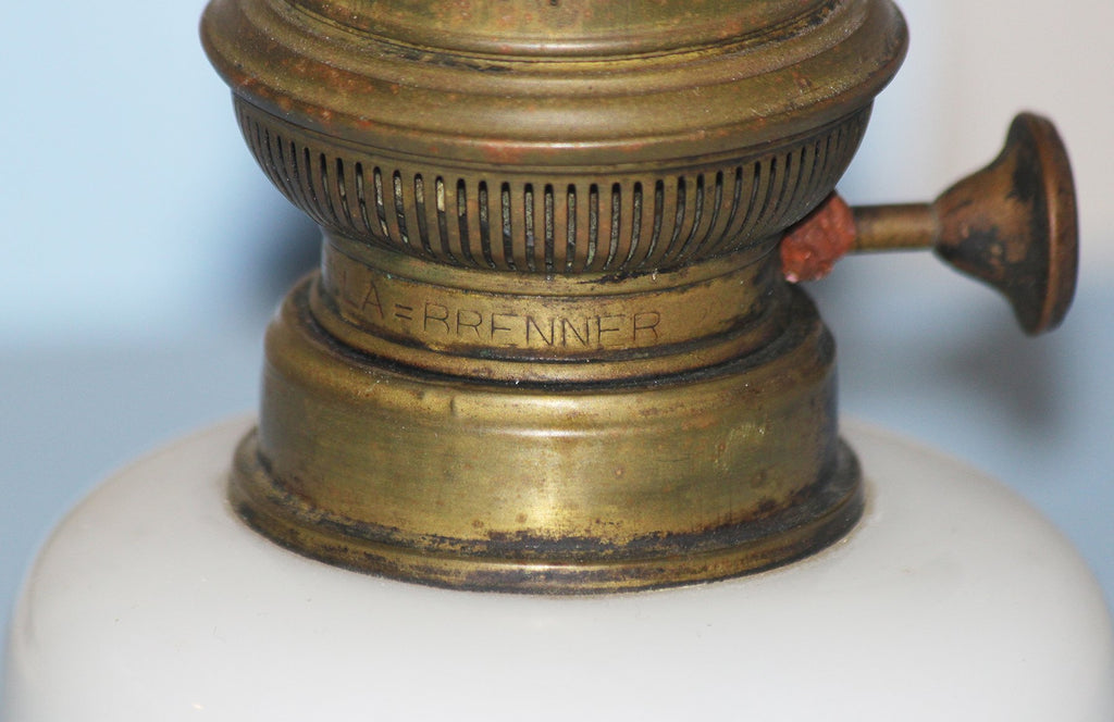 ANCIENNE LAMPE A PETROLE vintage 1970-80 fonctionnelle EUR 15,00 ANCIENNE LAMPE A PETROLE vintage 1970-80 fonctionnelle EUR 15,00