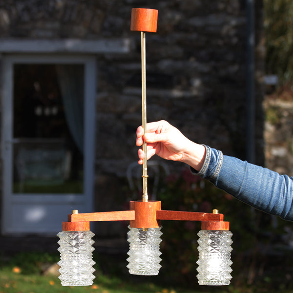 Lustre / suspension vintage scandinave en tek modèle à 3 feux