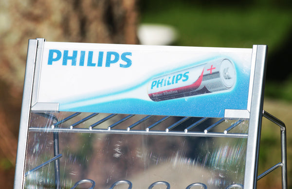 Présentoir publicitaire de comptoir de magasin pour les piles Philips