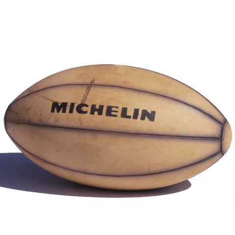 Ballon de rugby publicitaire vintage Michelin en caoutchouc des années 1970