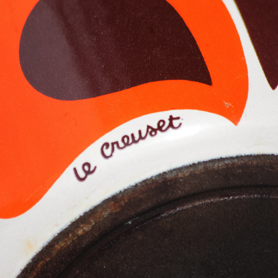 Caquelon à Fondue Le Creuset – Fonte – Motif Paon Des Années 70