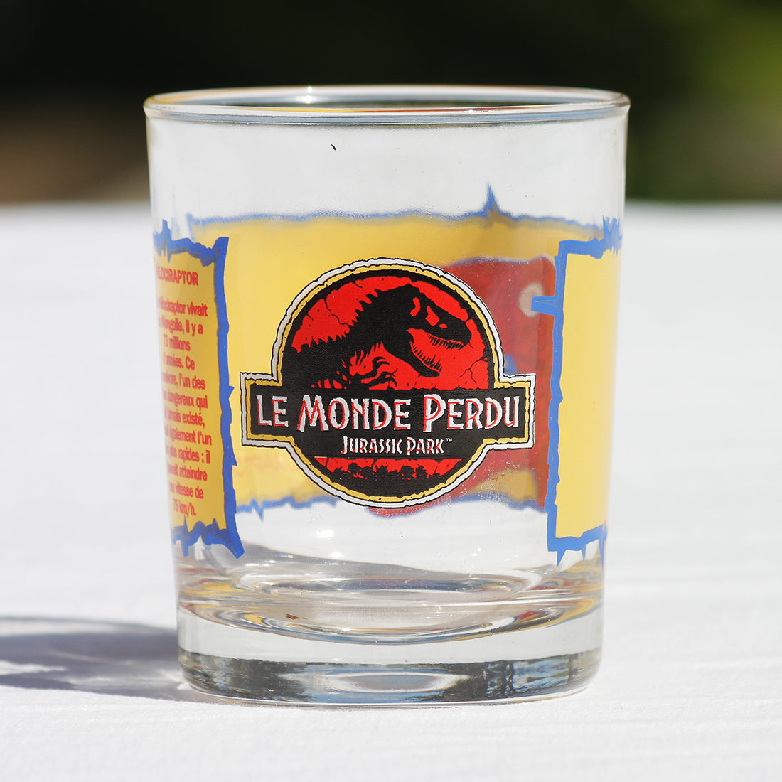 Verre publicitaire Yoplait dino-verre Jurassic Park Le Monde Perdu Vélociraptor