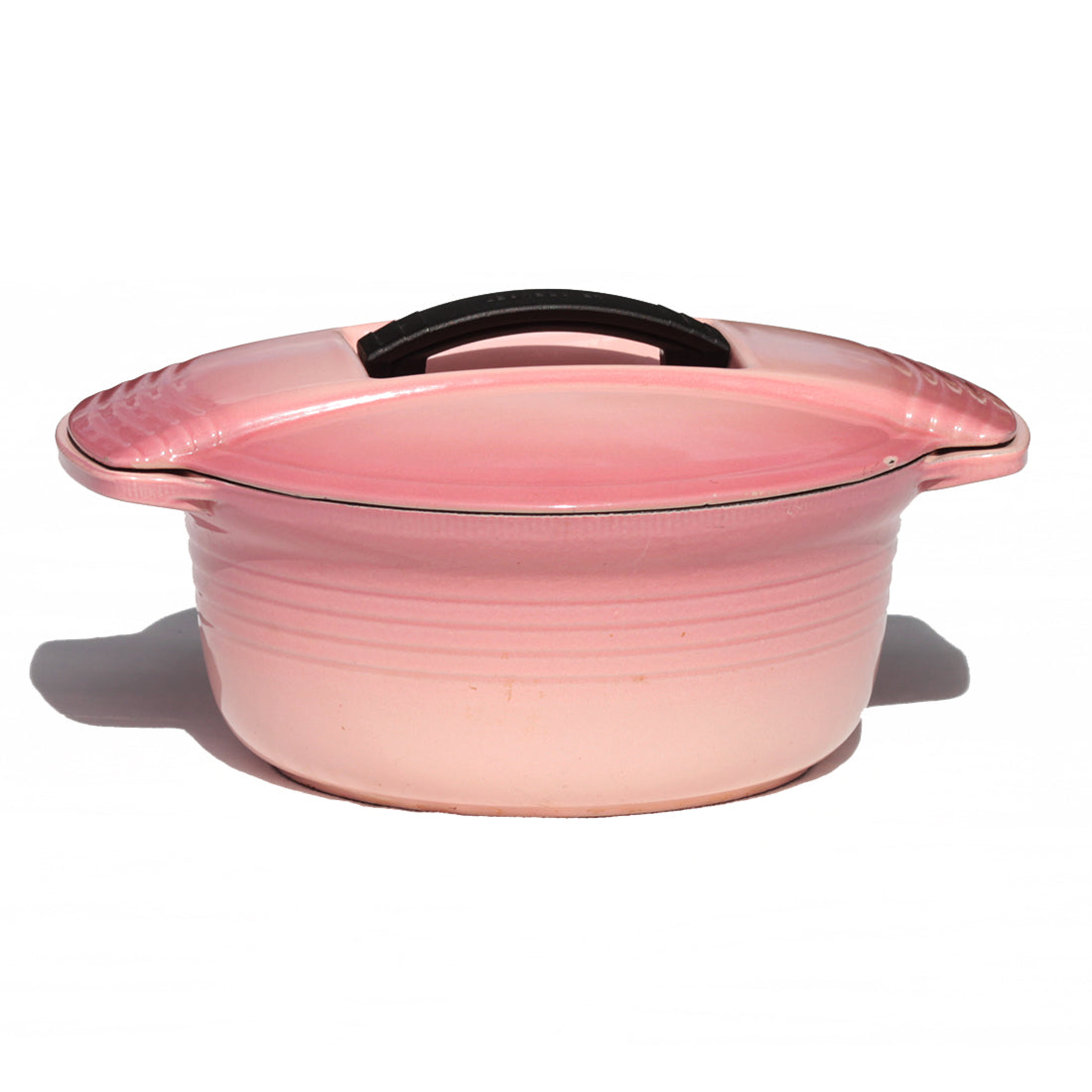 Cocotte en fonte vintage le Creuset modèle FUTURA n° 23 par Jean louis Barrault