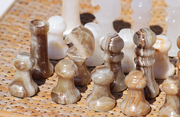 Set de pièces de de jeu d'échecs vintage complet en onyx marbre