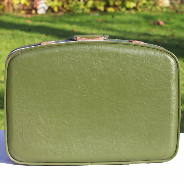 Valise verte grand modèle vintage Hôtesse de l'air des années 1970