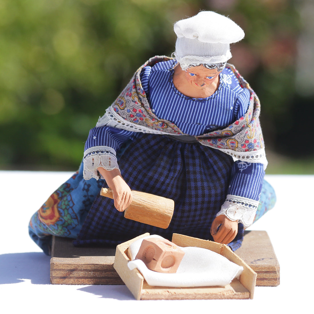 Ancien santon de Provence 31 cm en terre cuite la lavandière provençal