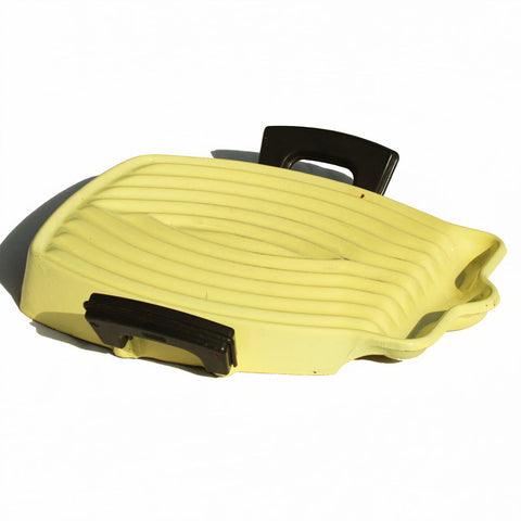 Cocotte en fonte jaune le creuset raymond loewy vintage de à Mirebeau Cocotte en fonte jaune le creuset raymond loewy vintage de à Mirebeau