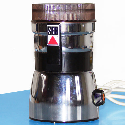 Petit robot vintage mini-hachoir électrique Seb série spéciale 8553 – La  Roue du Passé