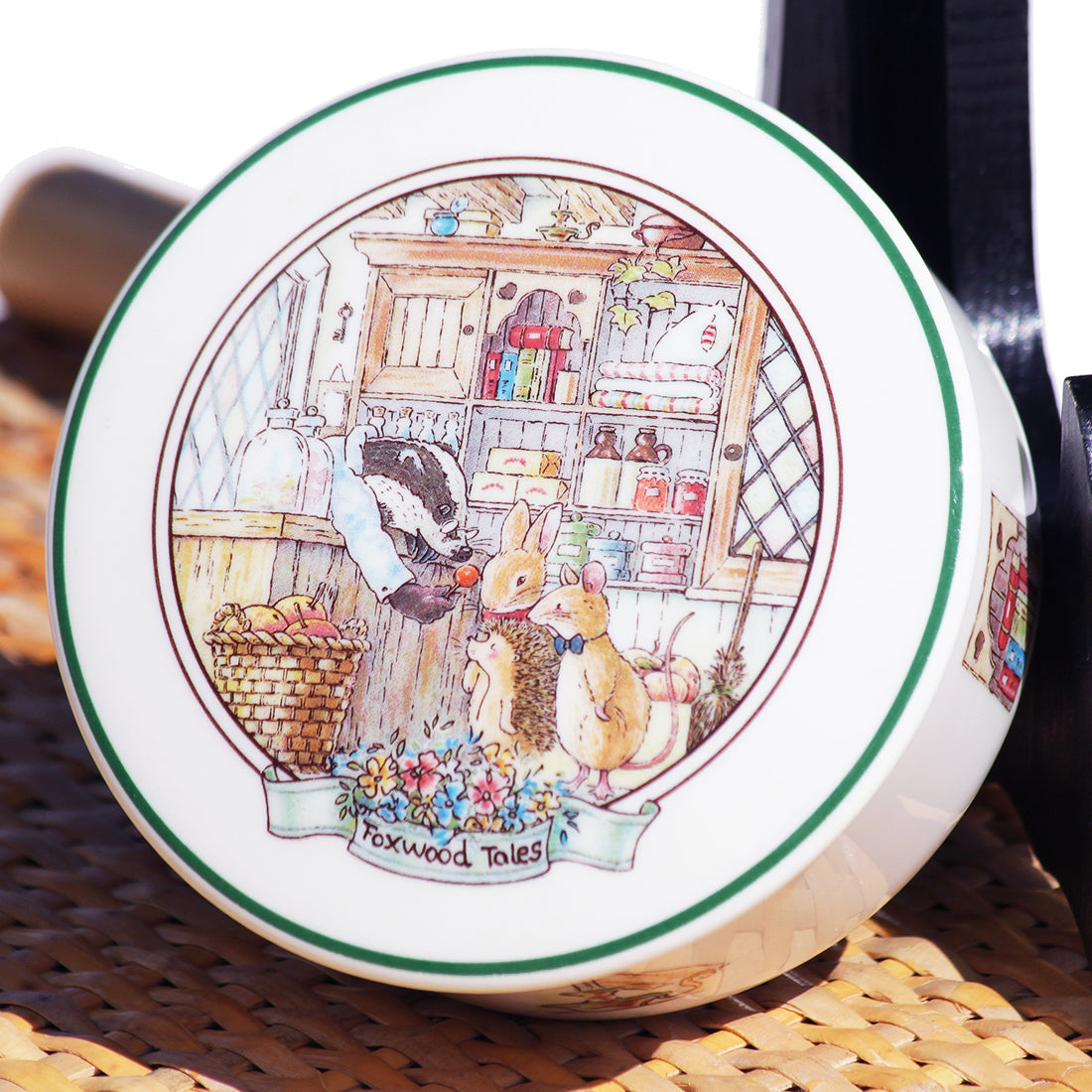 Bonbonnière Villeroy & Boch design Foxwood Tales by Brian Paterson