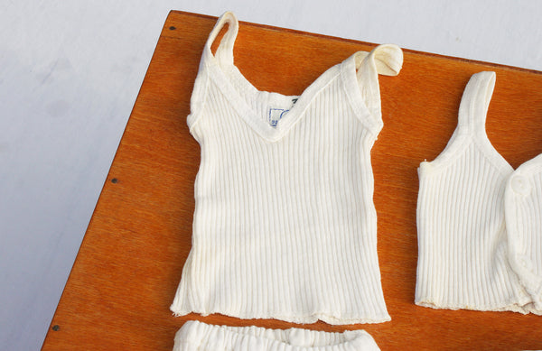 Ancienne boîte Trousseau Layette Petit Bateau pour poupée taille 3