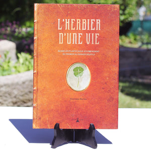 Livre - L'Herbier d'une Vie - éditions Plume de Carotte ( 2011 )