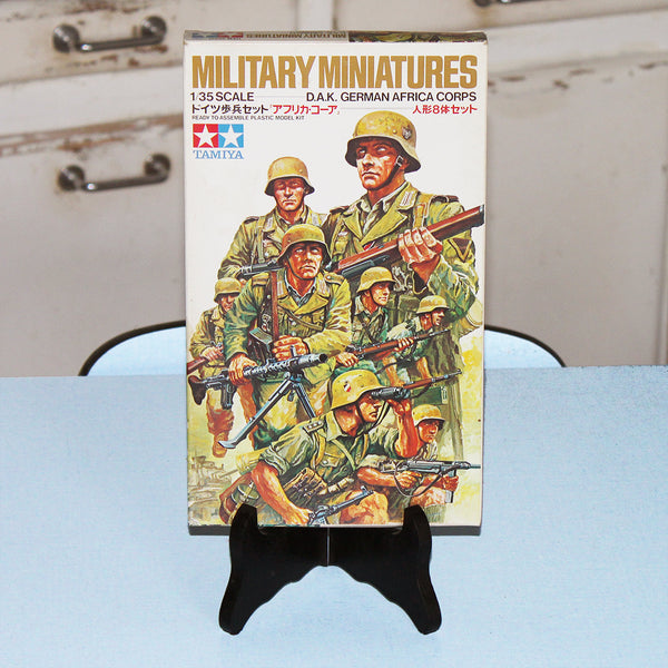 Maquette 1/35 Military Miniatures Tamiya vintage D.A.K. german africa corps