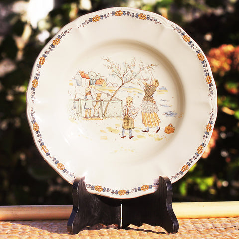 assiette creuse enfant porcelaine LIMOGES FRANCE style Germaine Bouret  étoiles