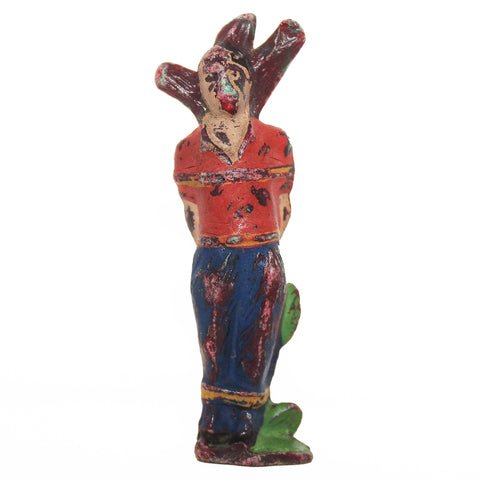 Figurine plastique prisonnier attaché au poteau de torture indien