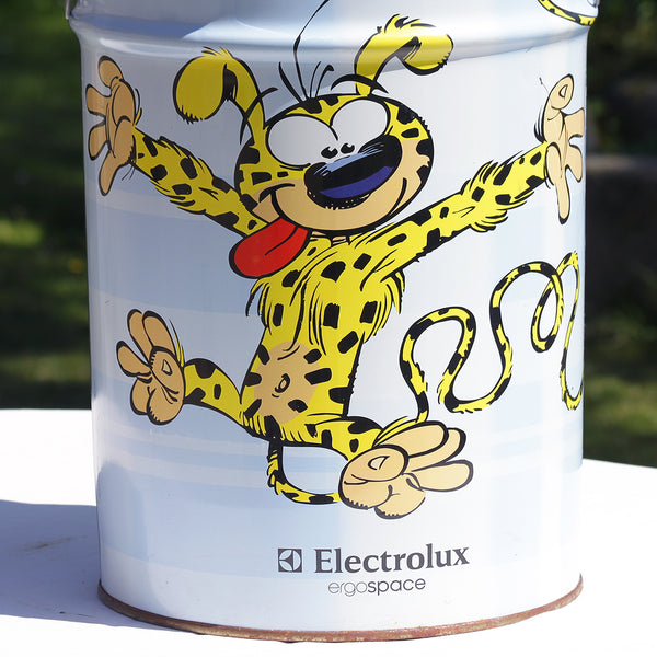 Grande boîte baril publicitaire en métal Marsupilami Electrolux Ergospace vide